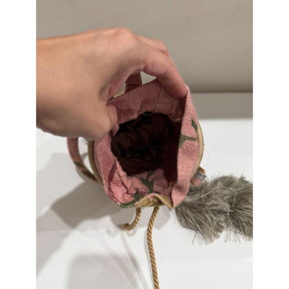 Maison Alma Paraiso Rose Bucket Handbag with Removable Strap - Picture 9 of 13